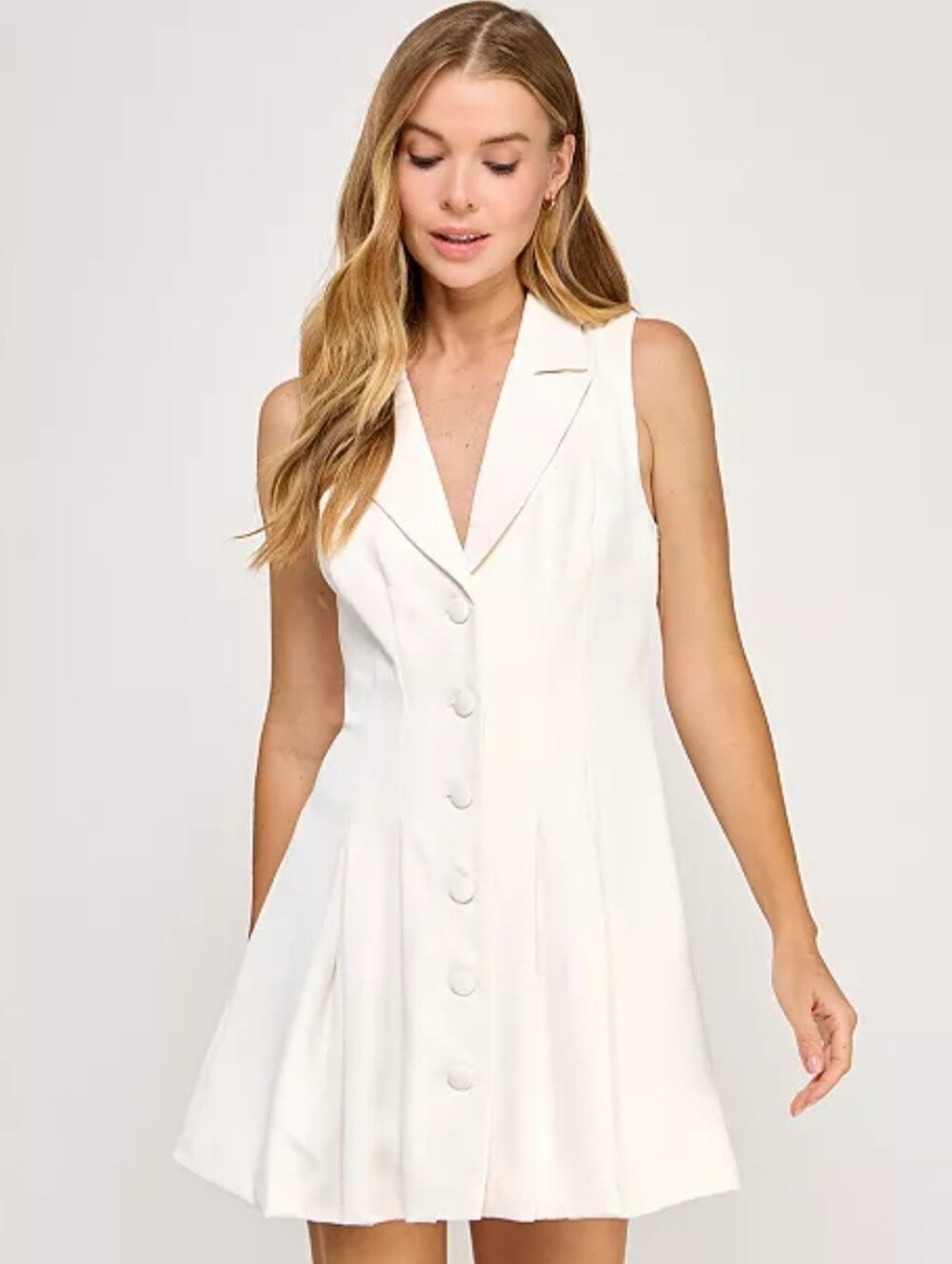 Women's Clothing (537)